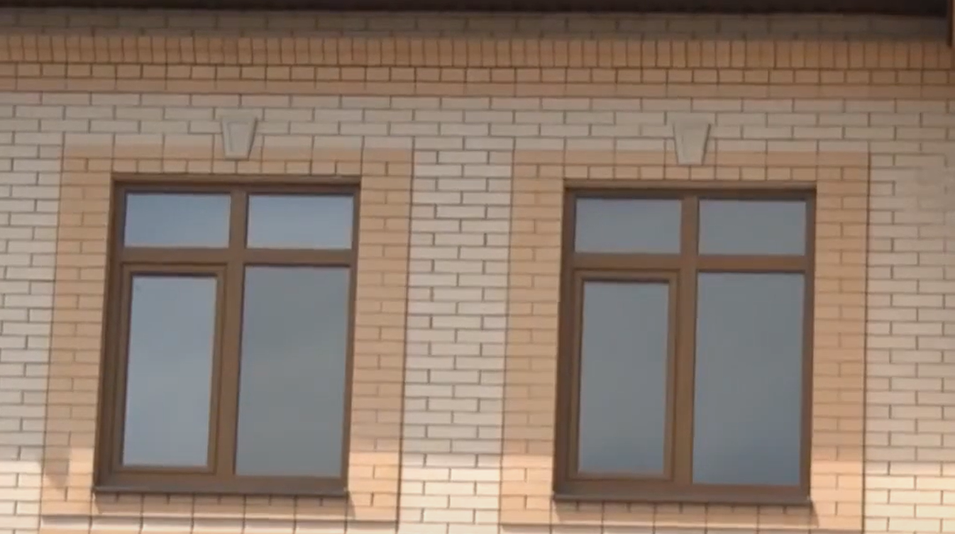 https://vladivostok.delaem-okna.ru/storage/app/uploads/public/63f/453/ebe/63f453ebe5157555772389.png