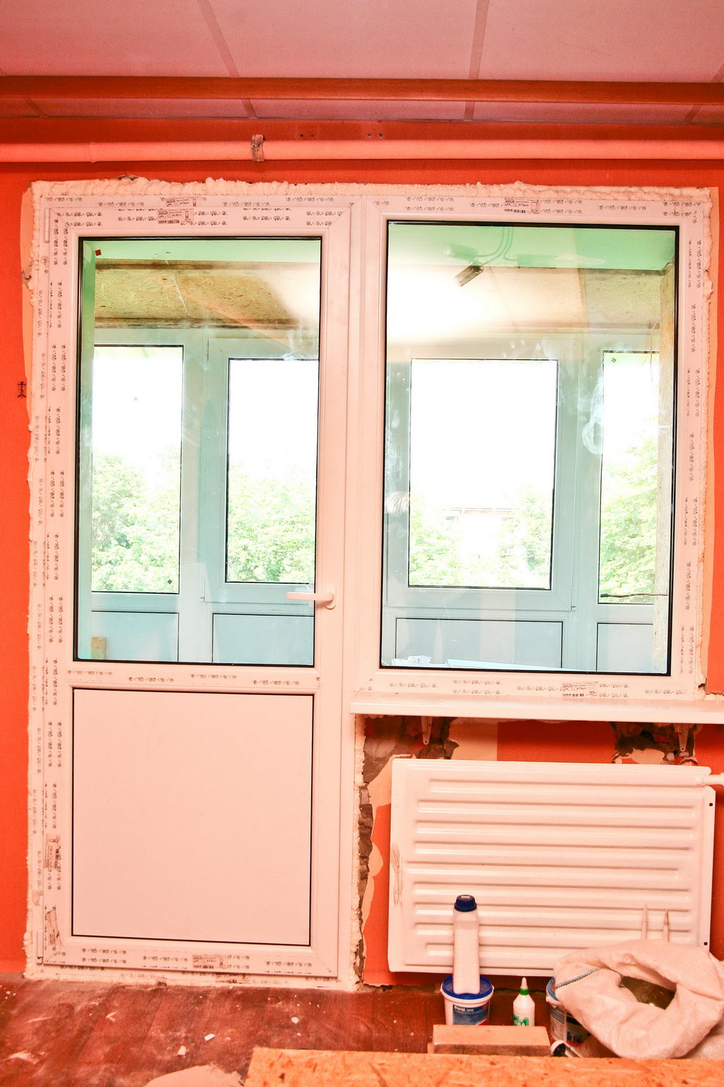 Пластиковые балконные двери